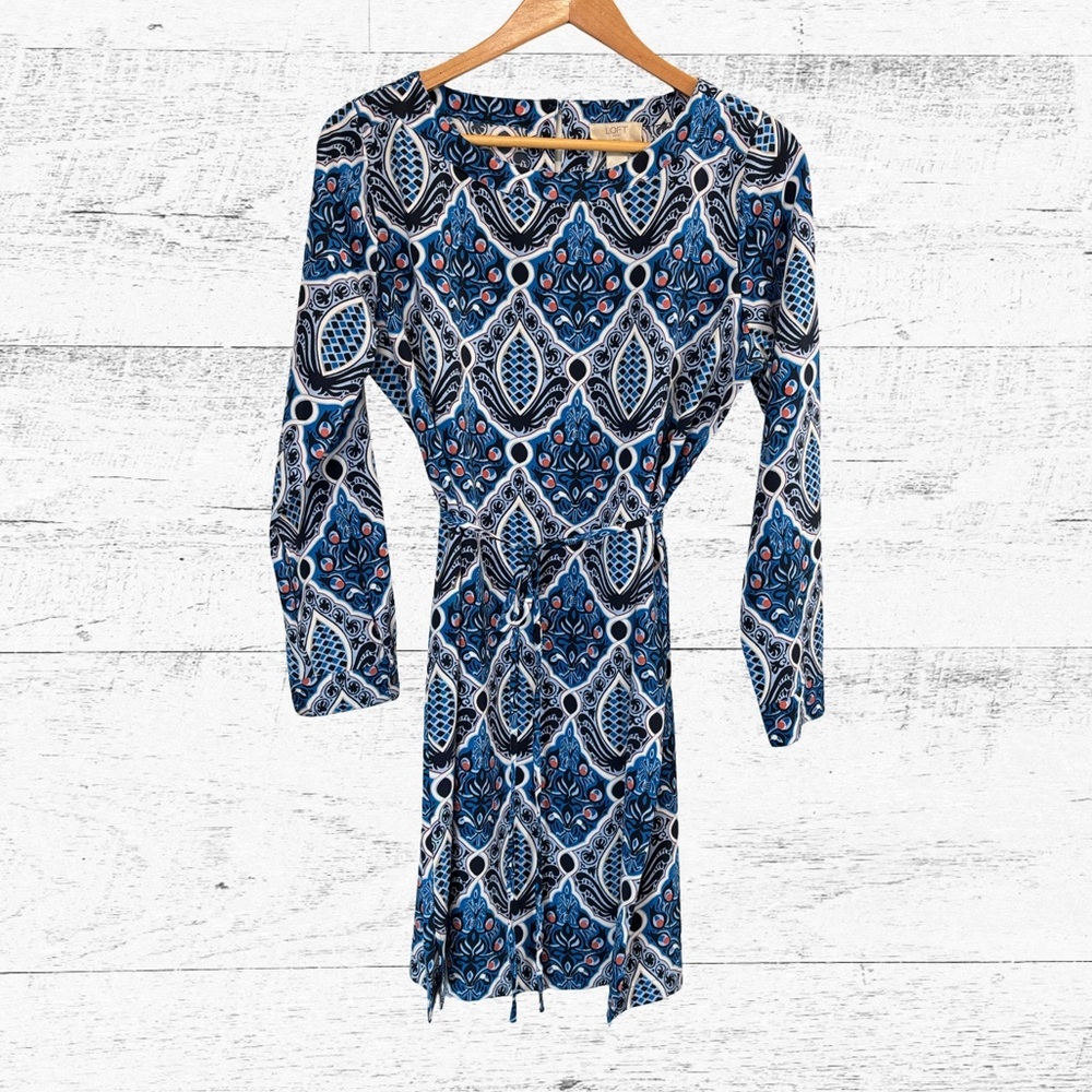 bundle 3 or more LOFT Navy and White Patterned Long Sleeve Dress